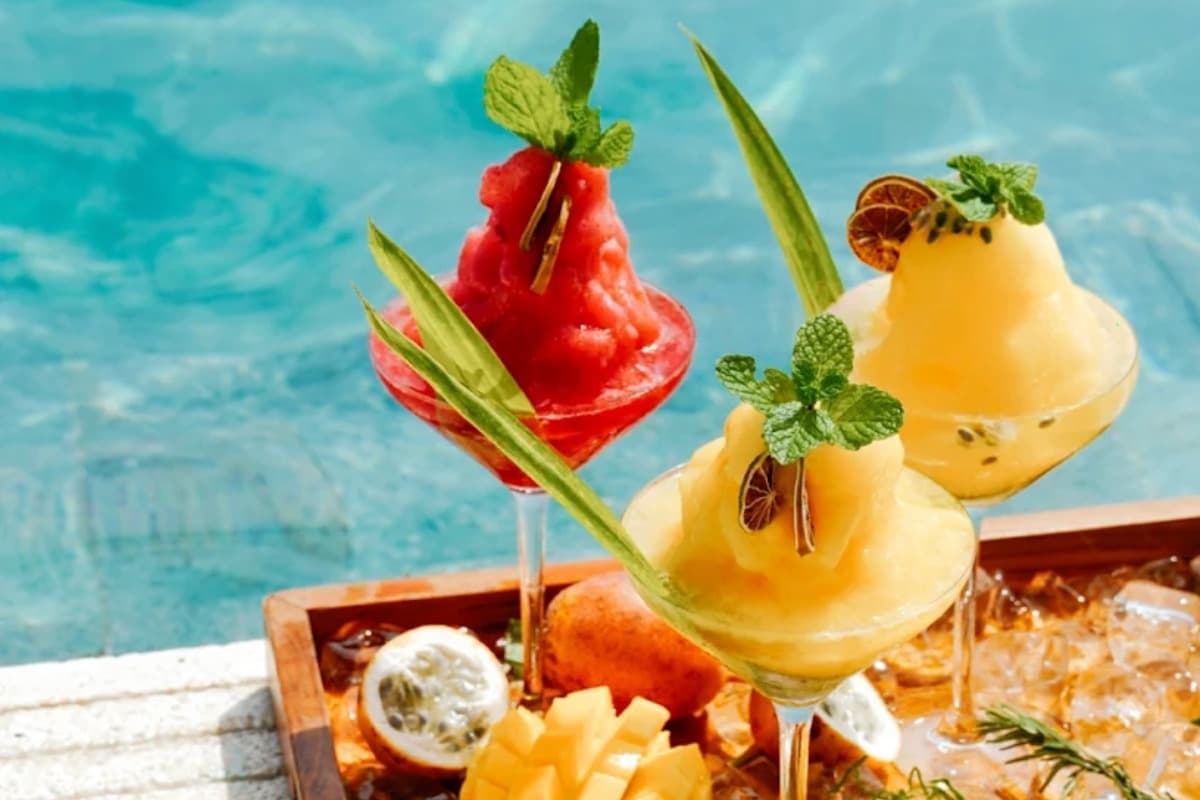 Elevate Your Poolside Hours: Crafting the Perfect Cocktail Experience by the Water